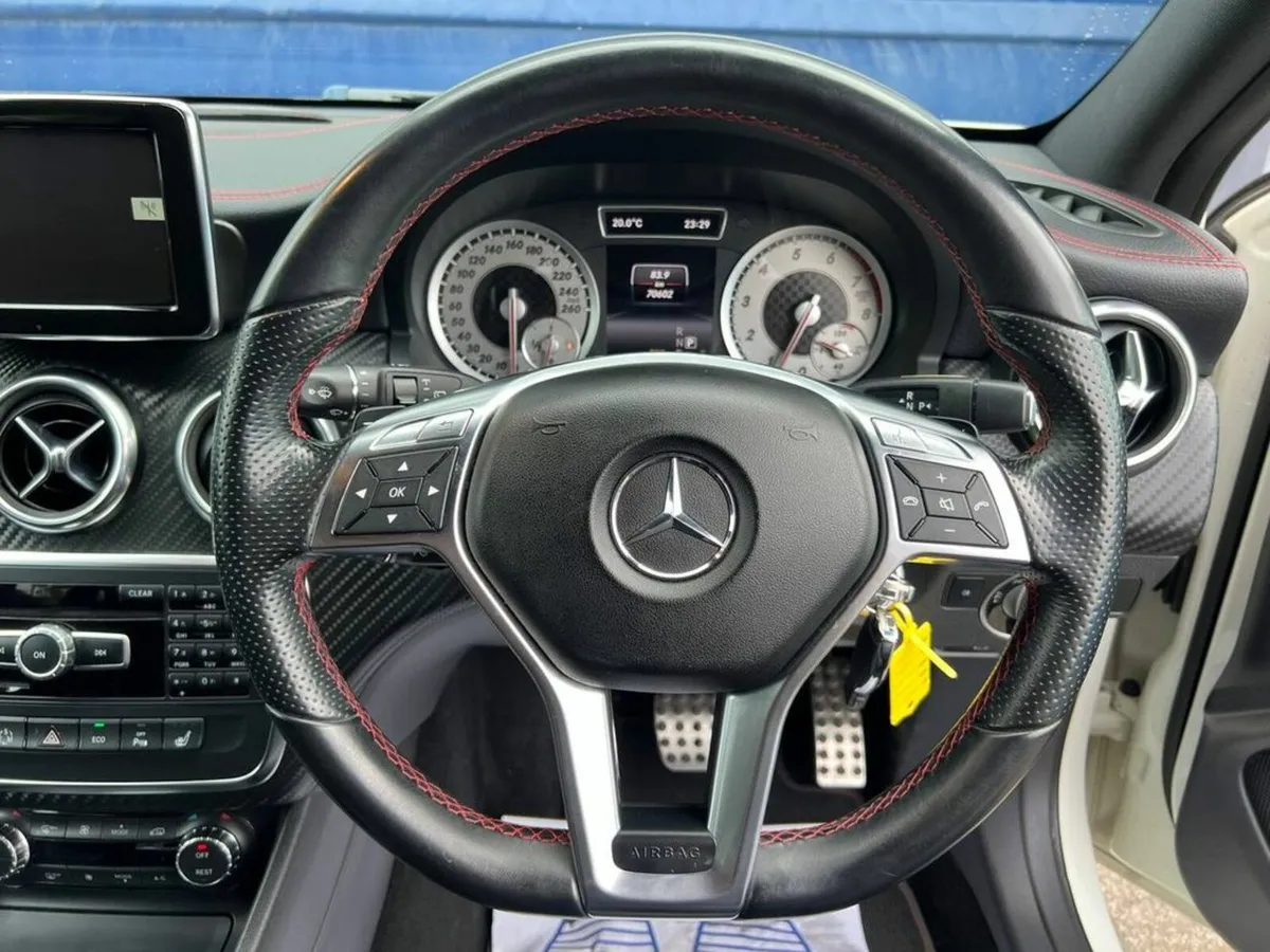 Mercedes-Benz A-Class A180 AMG-SPORT PREMIUM 1.6 A - Image 4