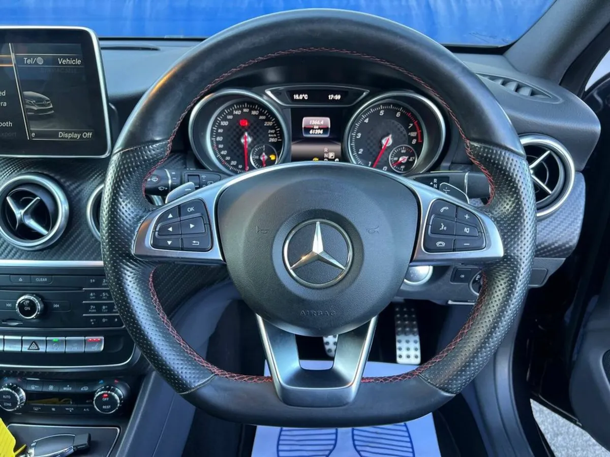 Mercedes-Benz A-Class A180 AMG-SPORT 1.6 AUTO // A - Image 4