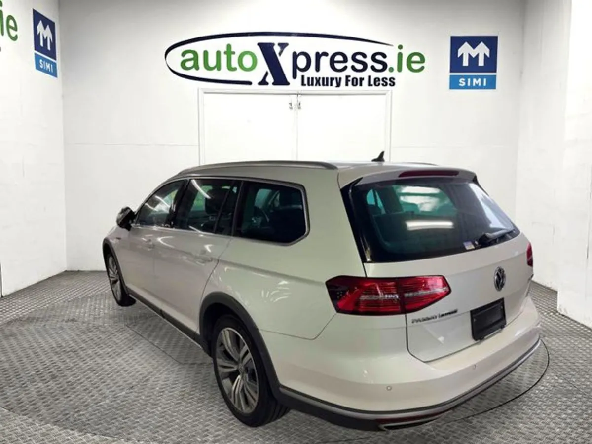 Volkswagen Passat Alltrack 2.0 TDI 4motion Advanc - Image 3