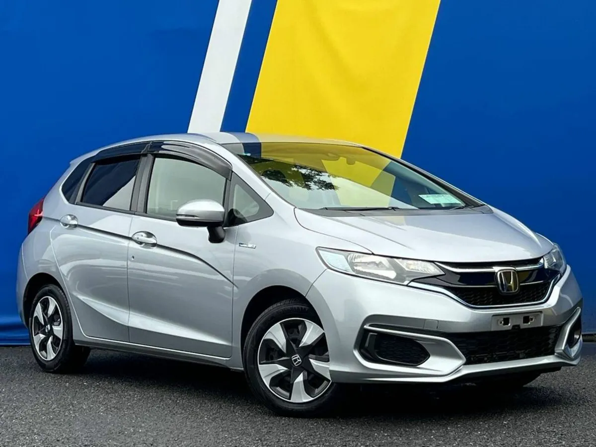 Honda Fit F-PACKAGE 1.5 HYBRID AUTO // ADAPTIVE CR - Image 1