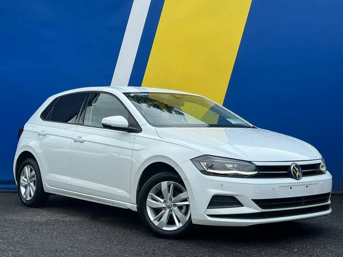 Volkswagen Polo COMFORTLINE 1.0 TSI AUTO // REVERS - Image 1