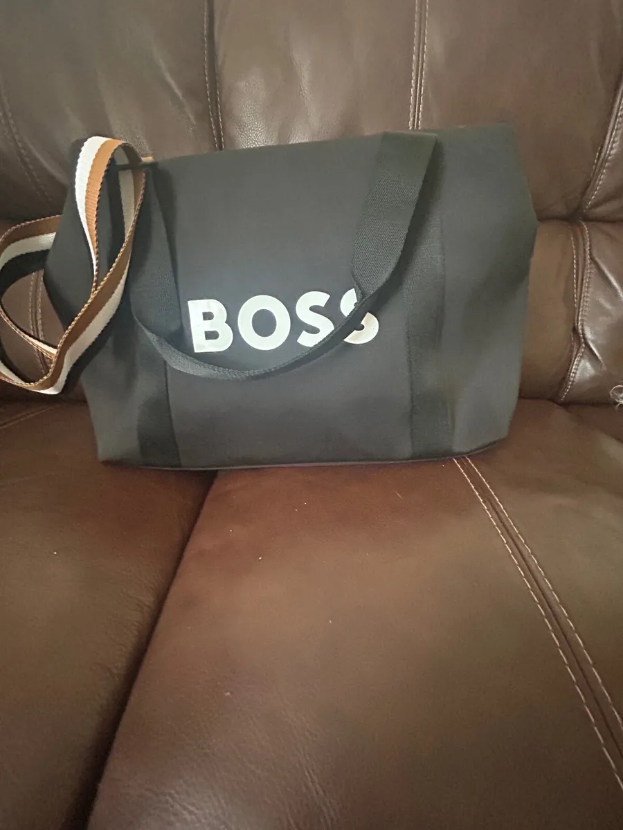 Hugo Boss sport/travel bag original new - Image 1
