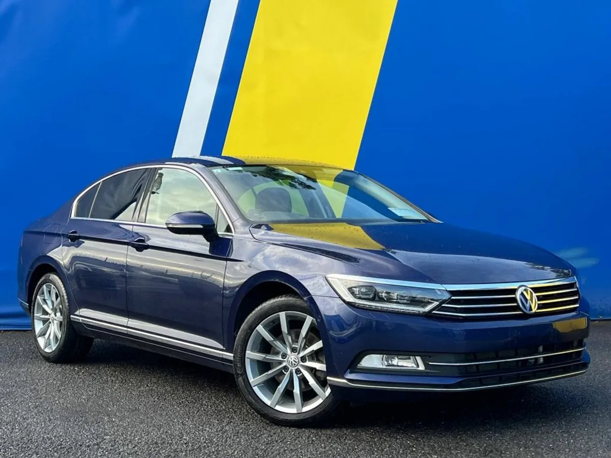 Volkswagen Passat HIGHLINE 2.0 TDI AUTO // COOLED - Image 1