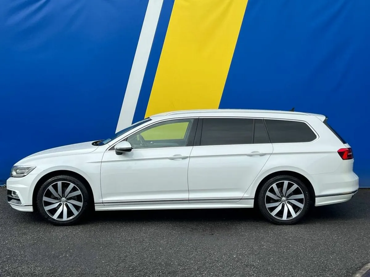 Volkswagen Passat R-LINE HIGHLINE 1.4 TSI AUTO // - Image 3