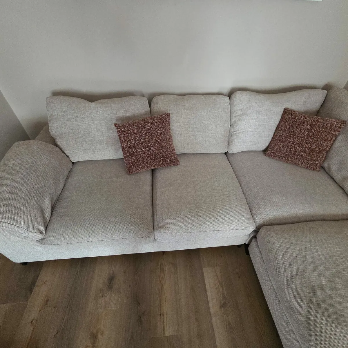DFS Euphoria Corner Sofa - Image 4
