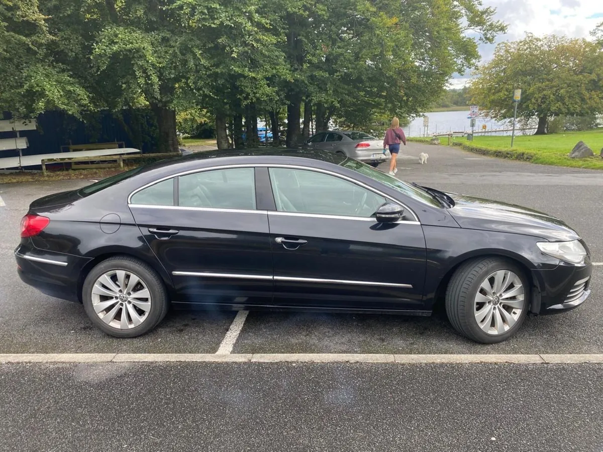 Volkswagen Passat 2012 - Image 3