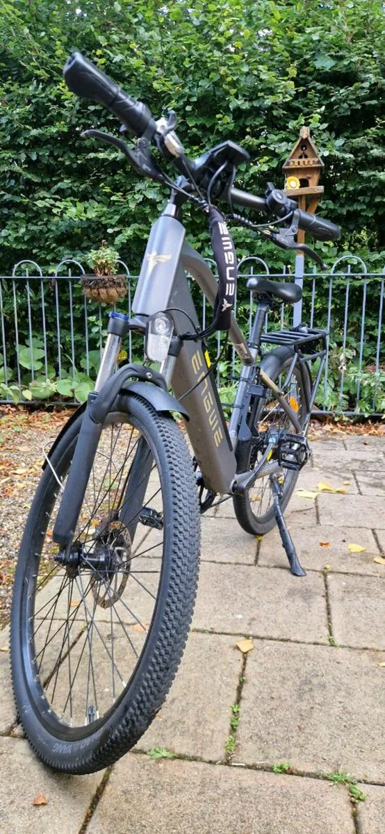 Engwe P26 250W Commuter E-Bike - Image 1