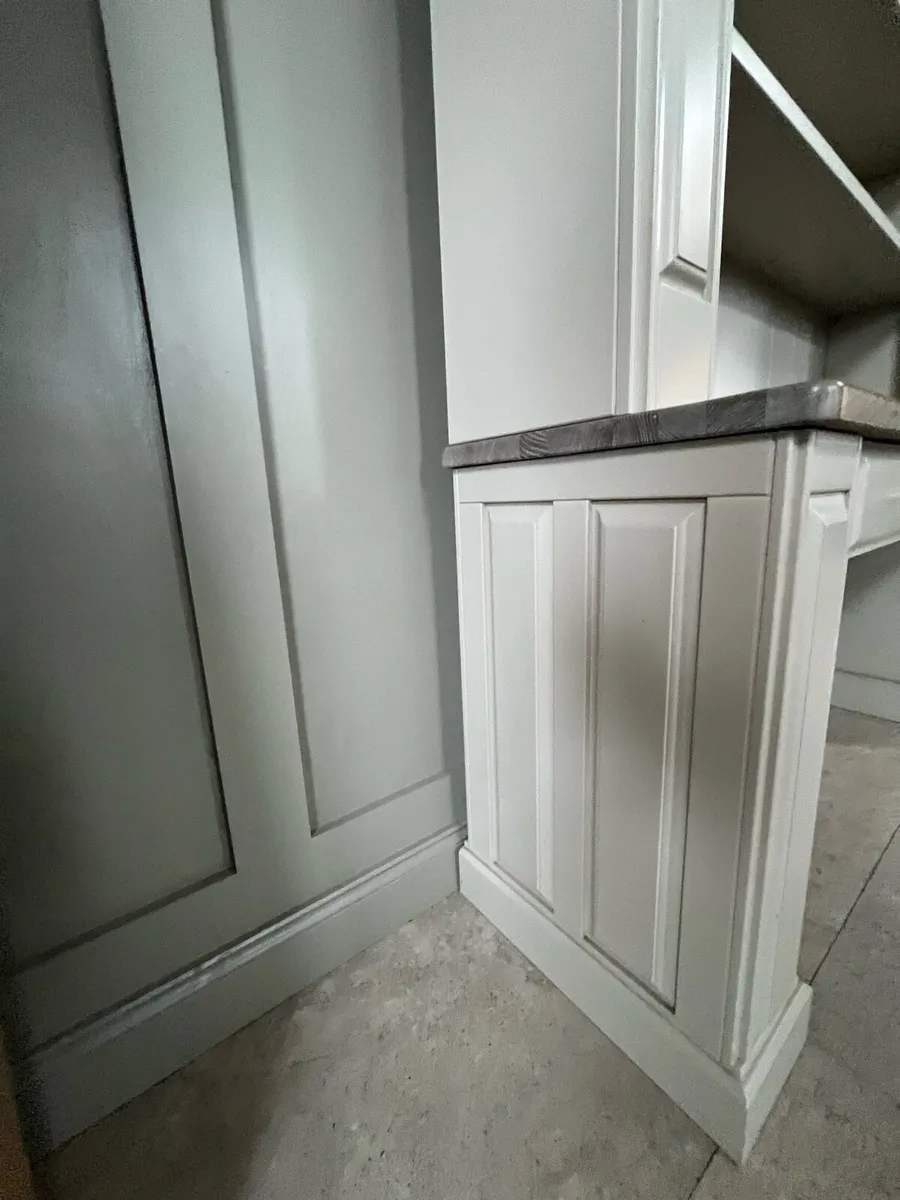 Bespoke Handmade Dresser - Image 4
