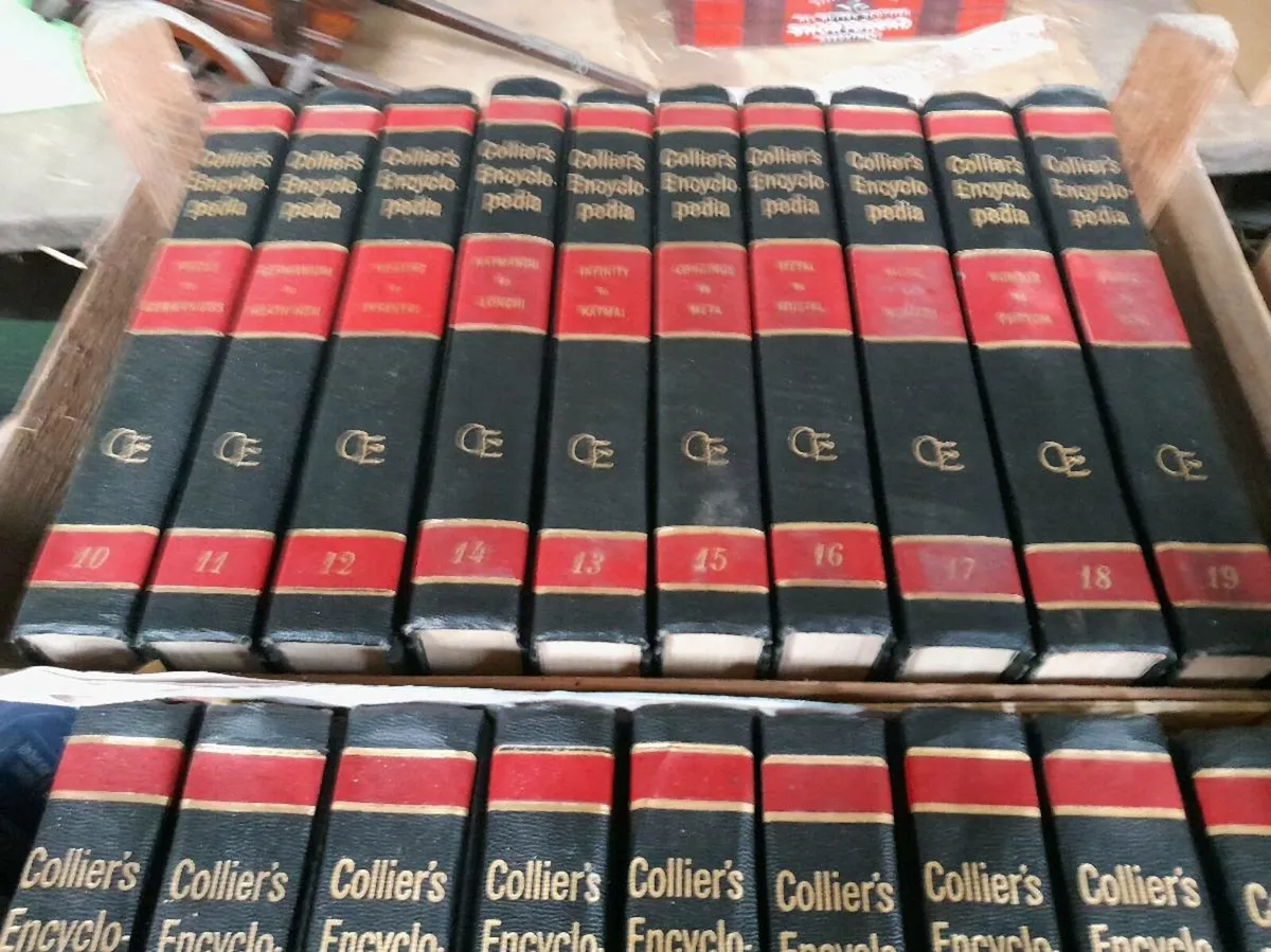 Encyclopedias - Image 2