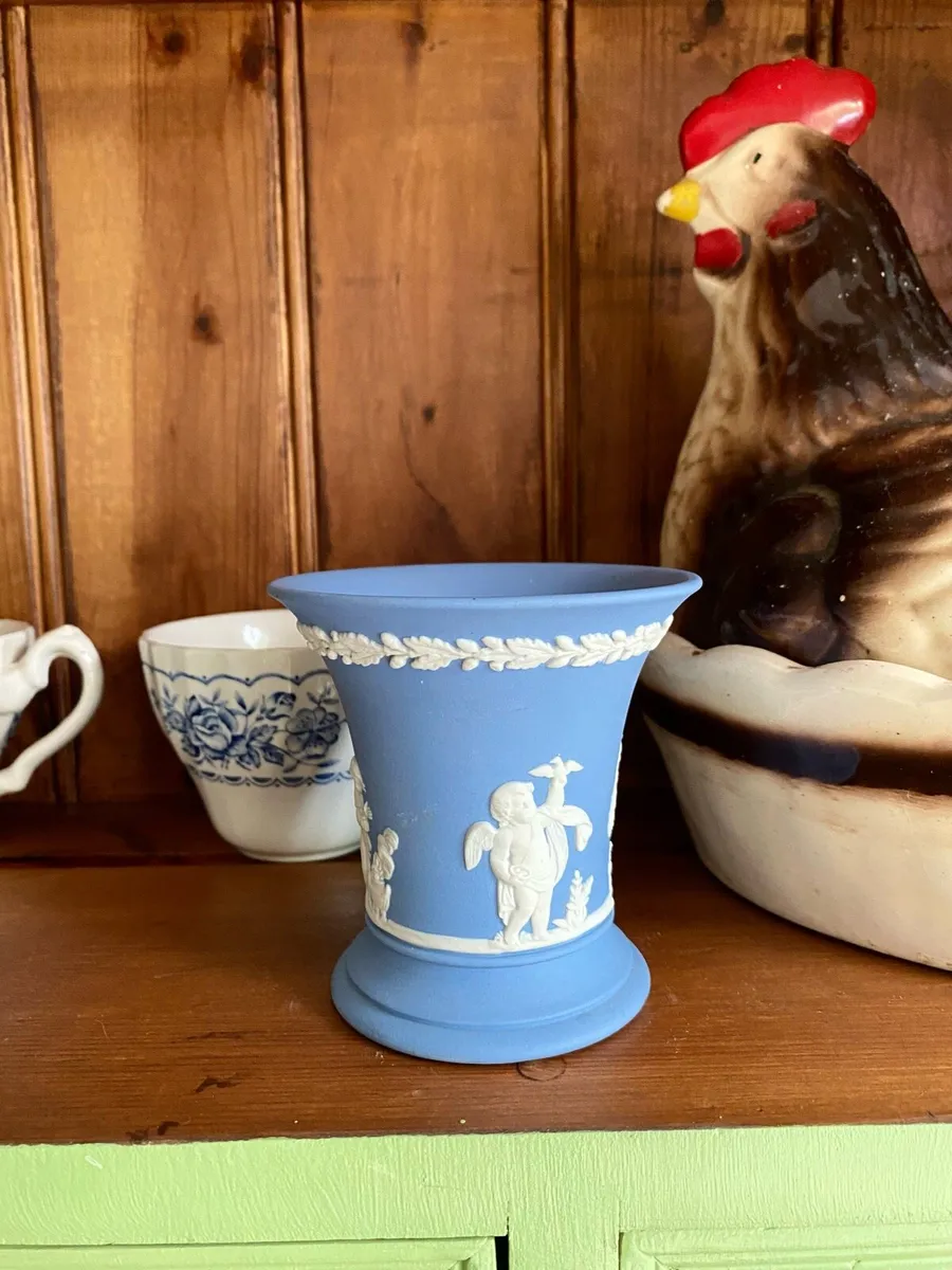 Vintage Wedgwood Jasperware Vase - Image 3