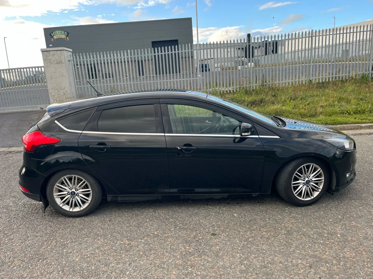 Ford Focus eco-boost 1.0L - Image 2