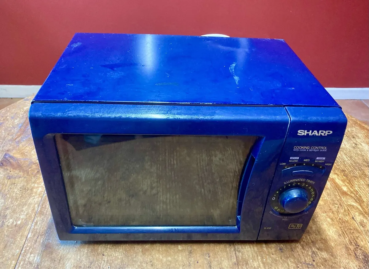 Sharp Microwave Oven - Image 1