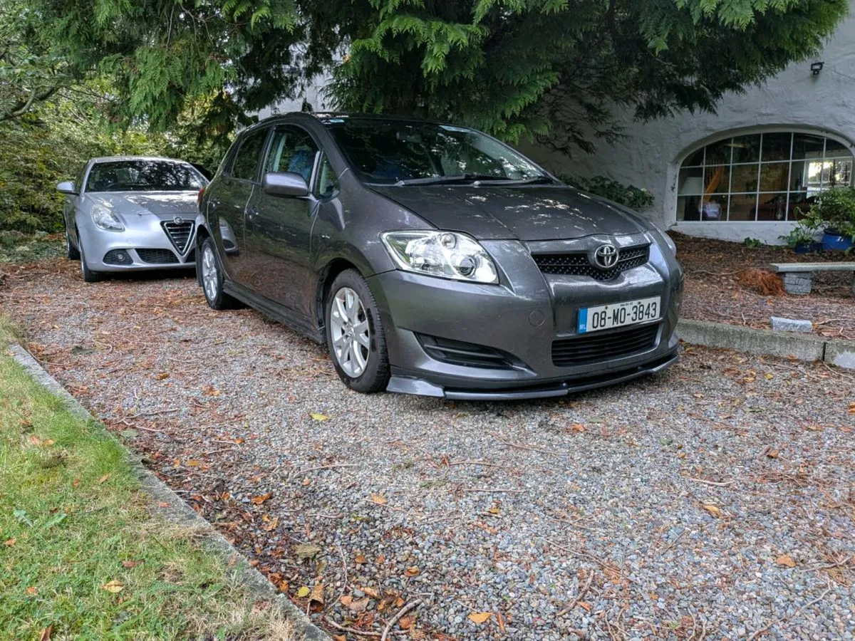 Toyota Auris - Image 1