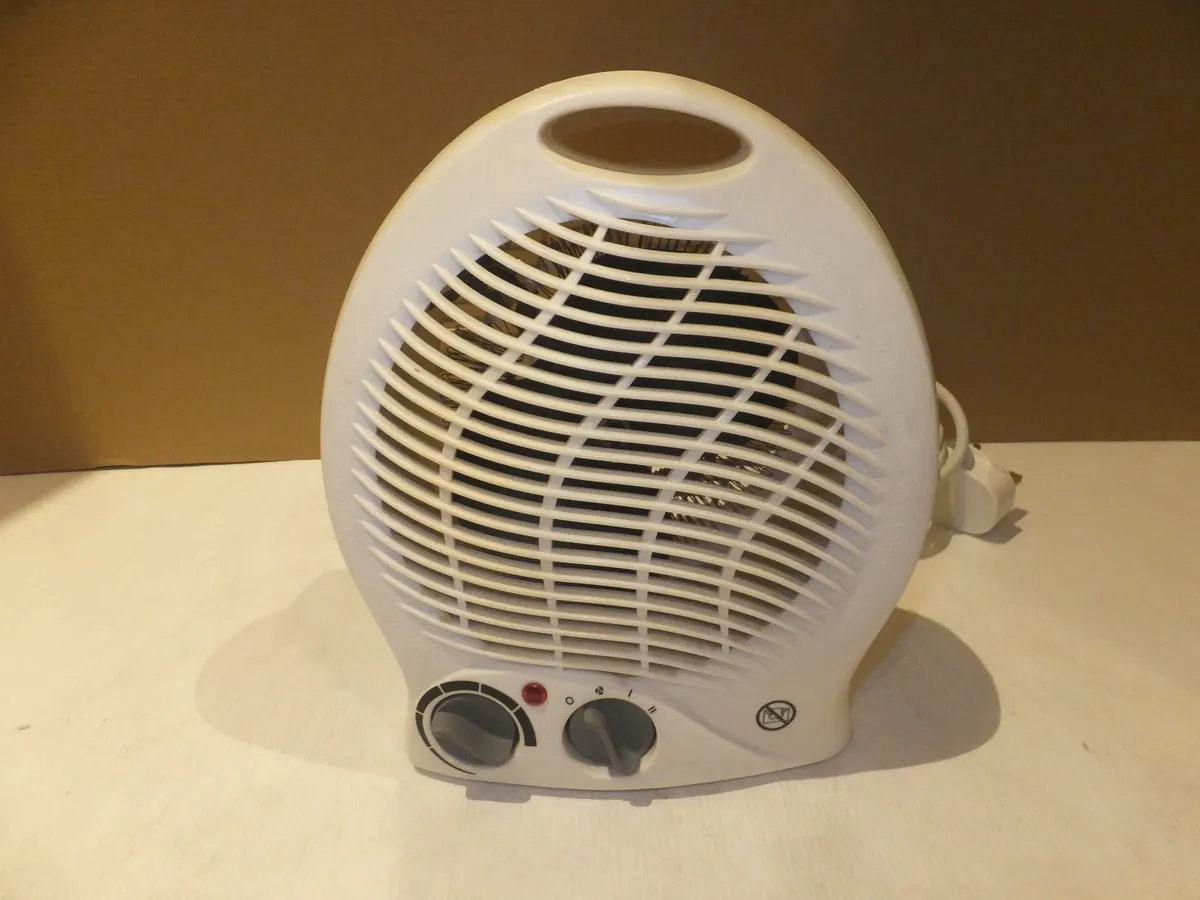 Fan heater - Image 1