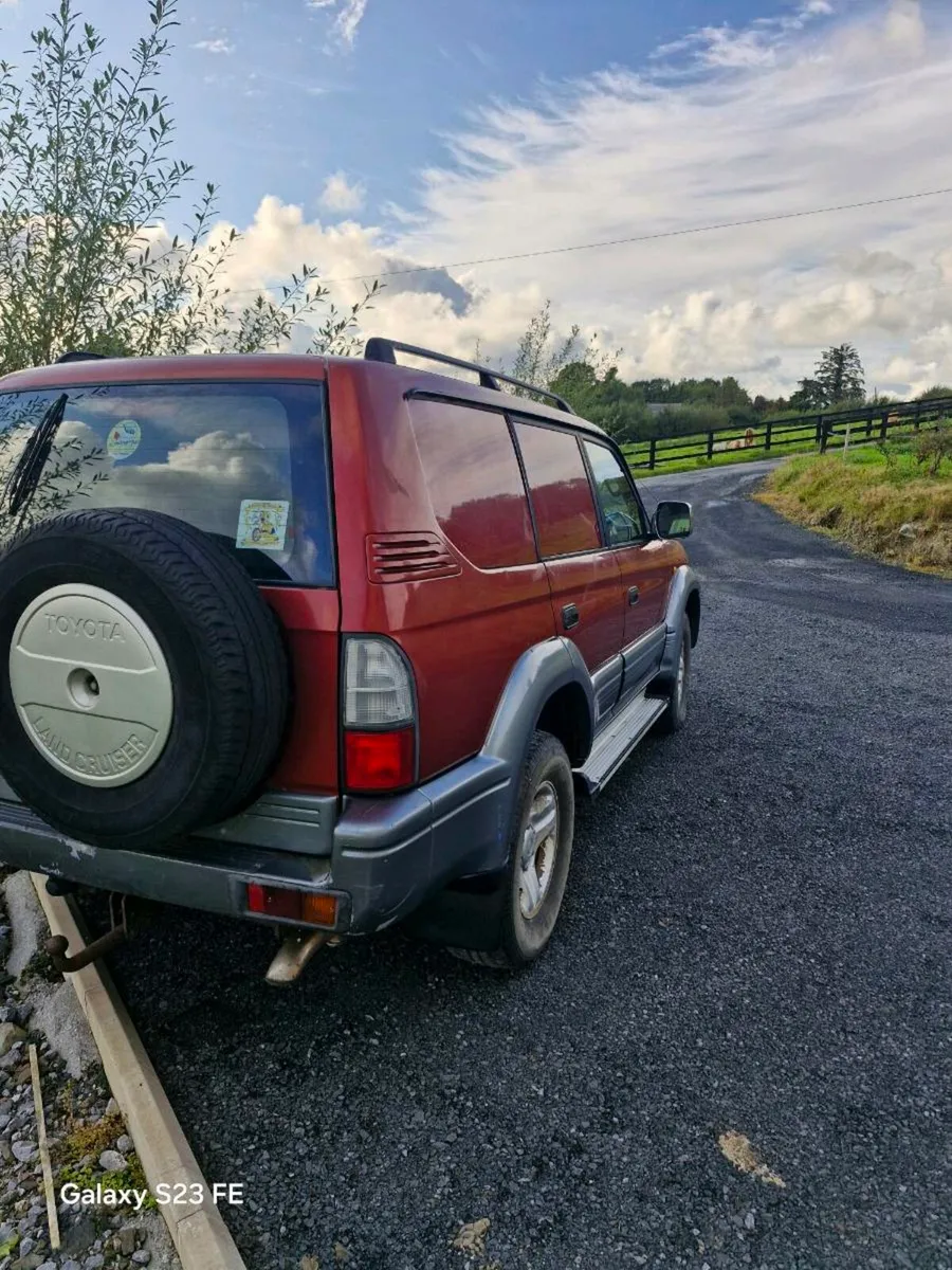 Toyota Landcruiser - Image 4