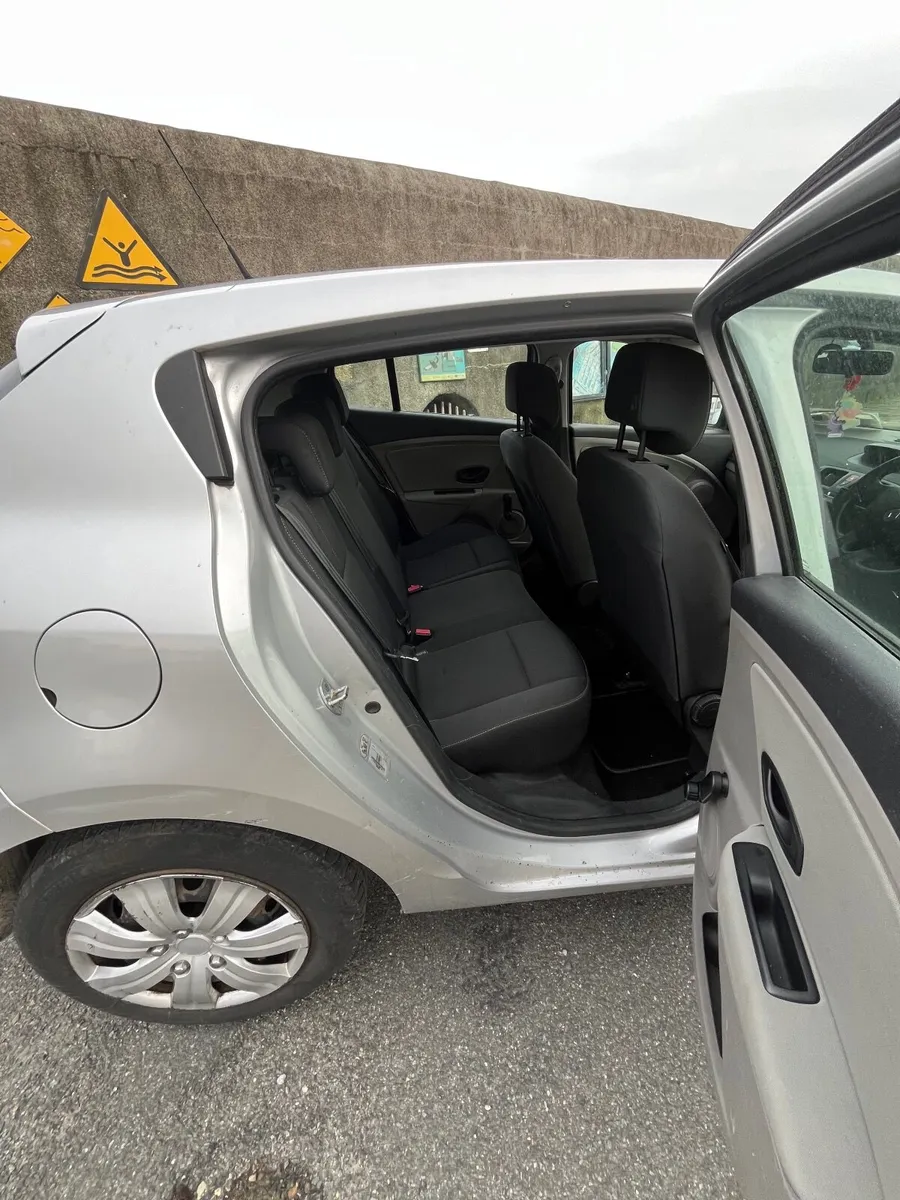 Renault Megane 2011 - Image 3