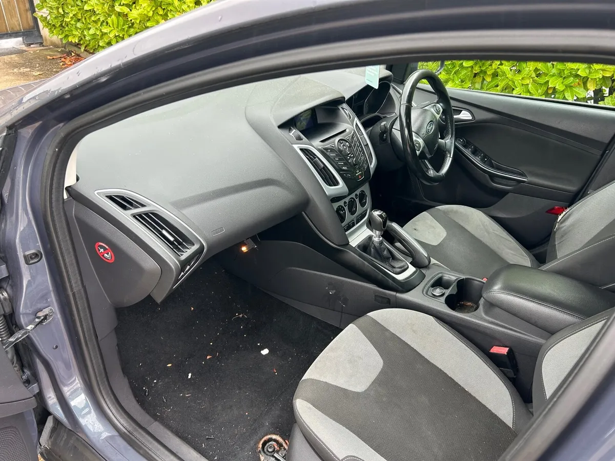 2011 Ford Focus 1.6 tdci, new model, 6 speed manua - Image 4