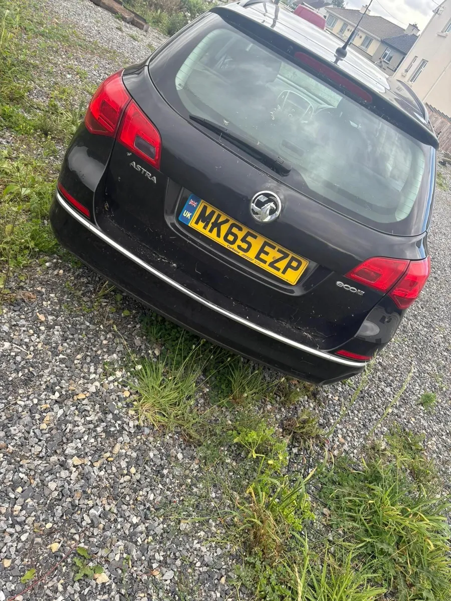 Vauxhall Astra 2015 - Image 2