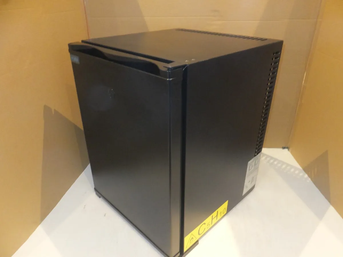 Polar fridge - Image 1
