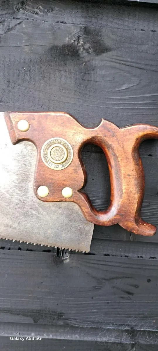 Old  hand saws  brass  fittings €45 each - Image 4