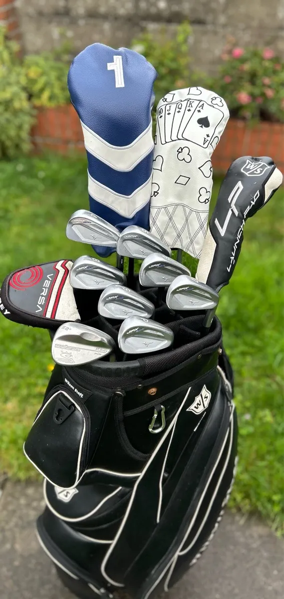 Full set of golf clubs - Image 1