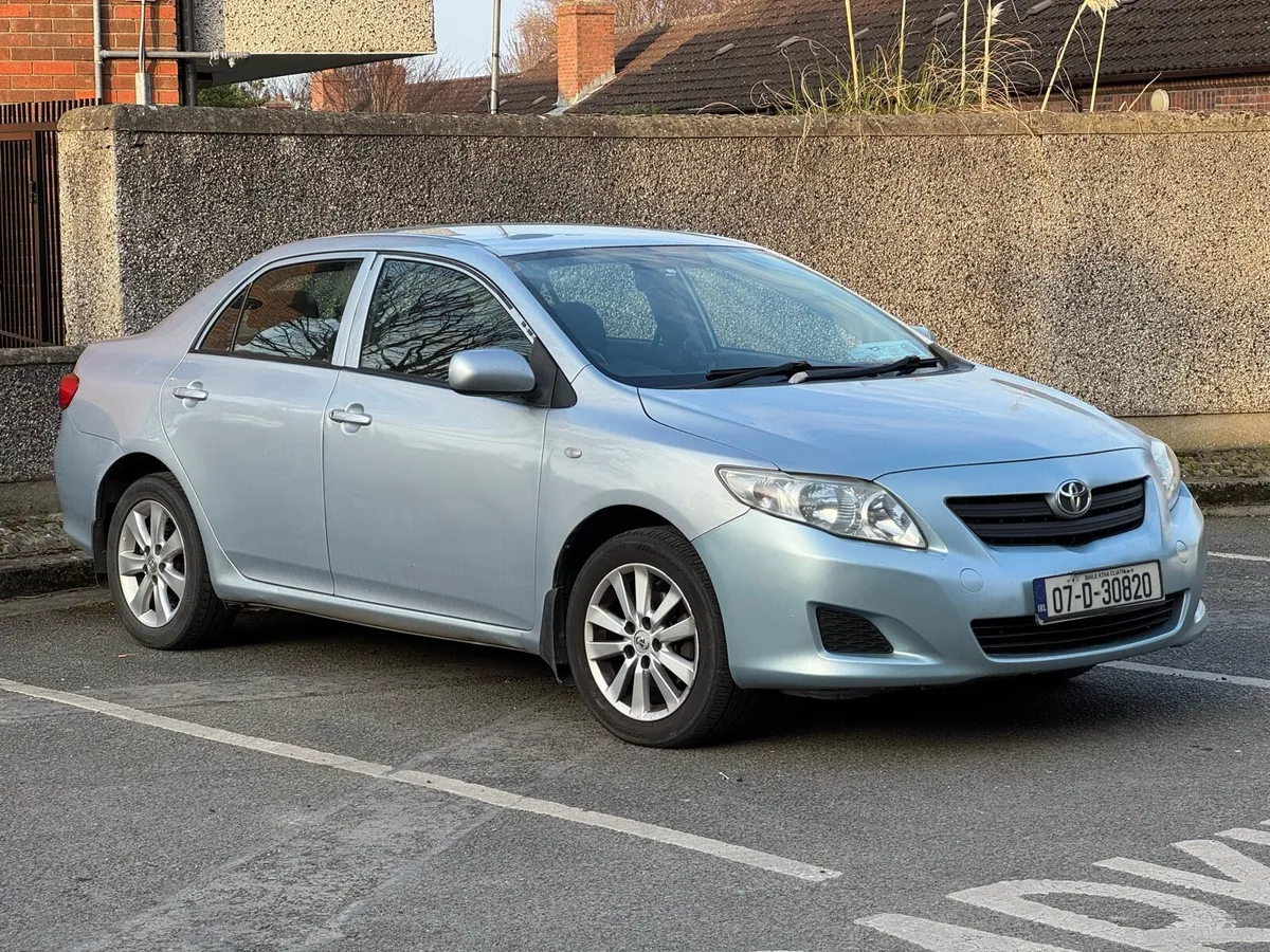 Toyota Corolla - Image 4