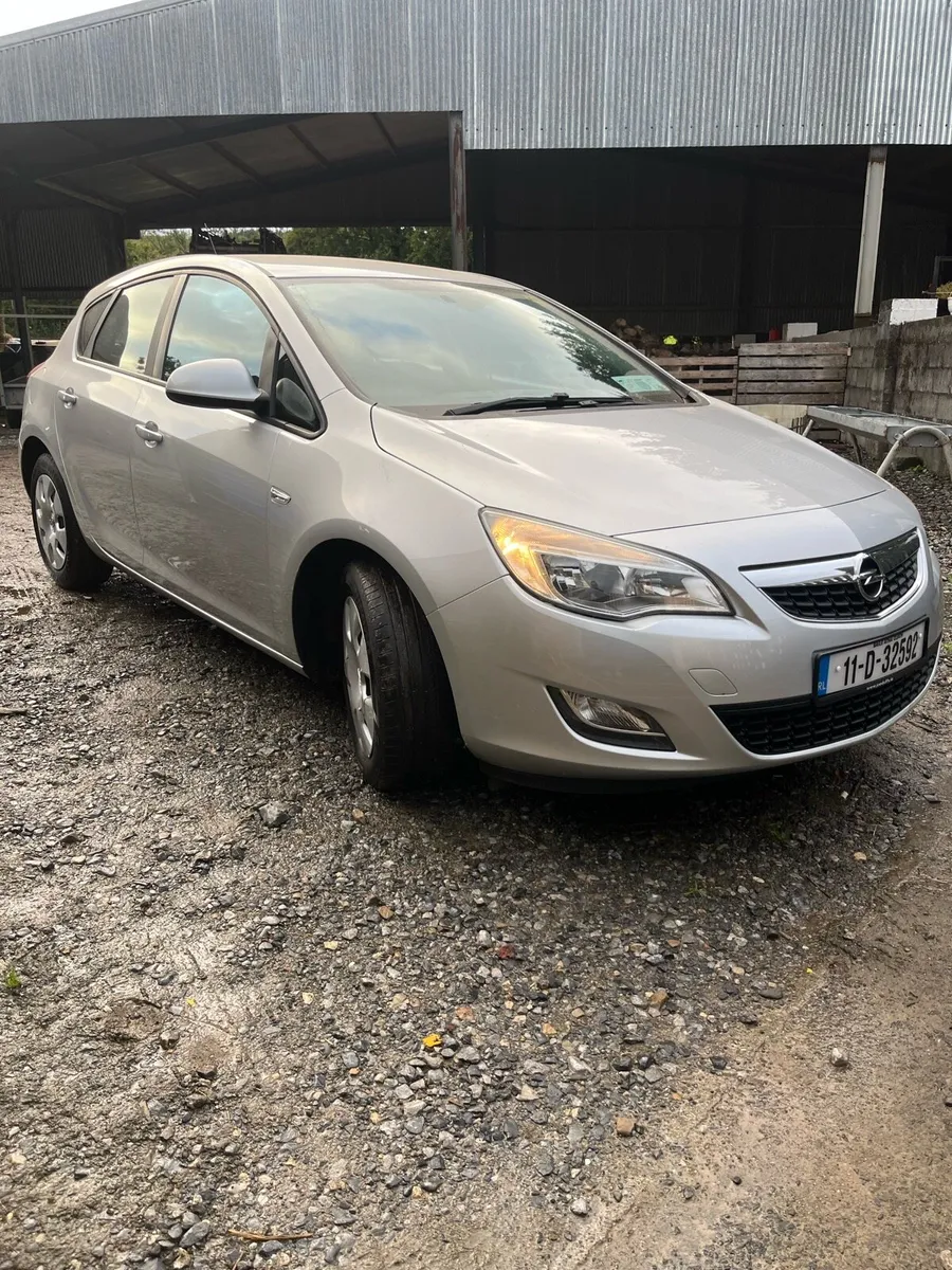 Opel Astra - Image 1