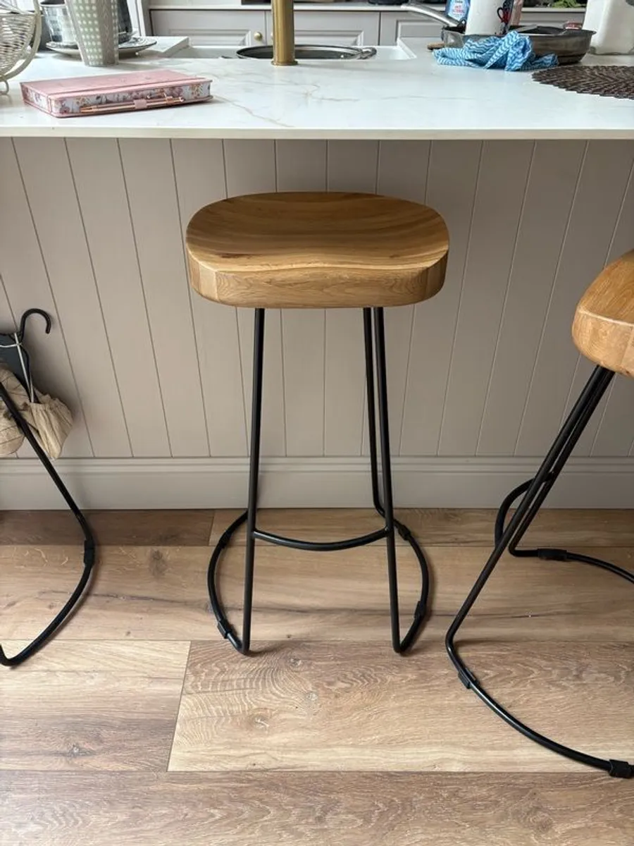 Kitchen Island Stools x 6 - Image 1