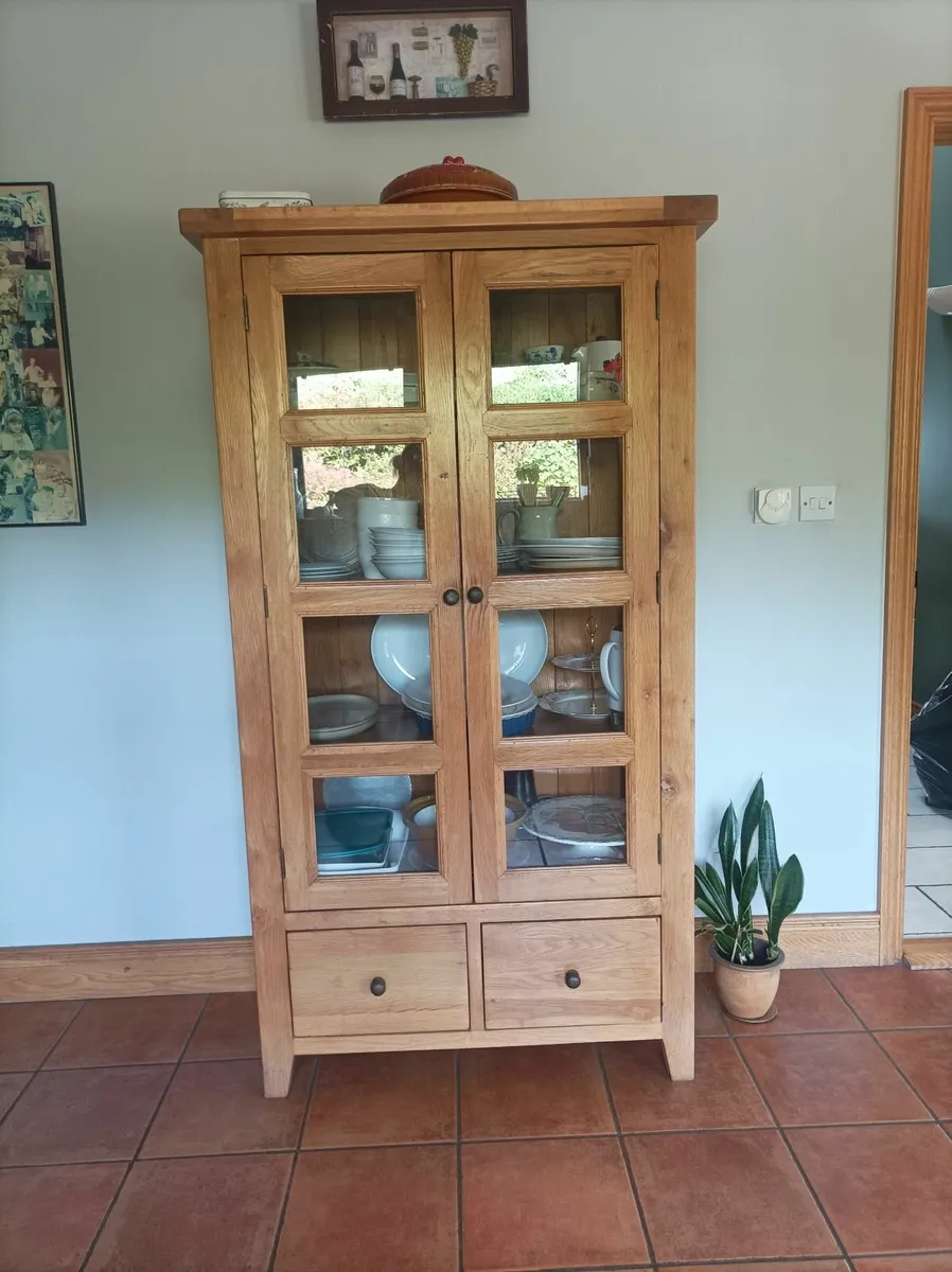 Kitchen Cabinet - Image 1