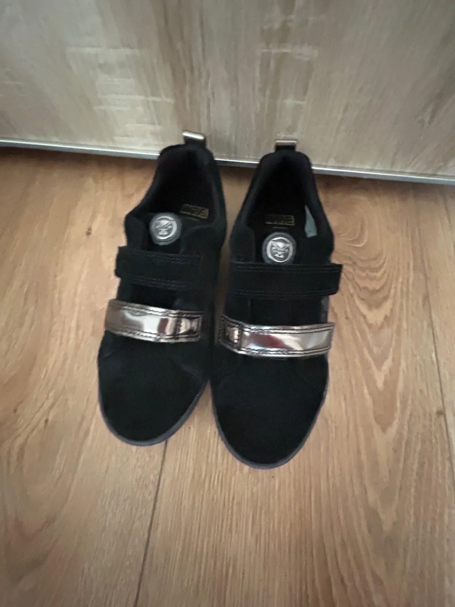Girls Clarks trainers size uk11.5G new - Image 1