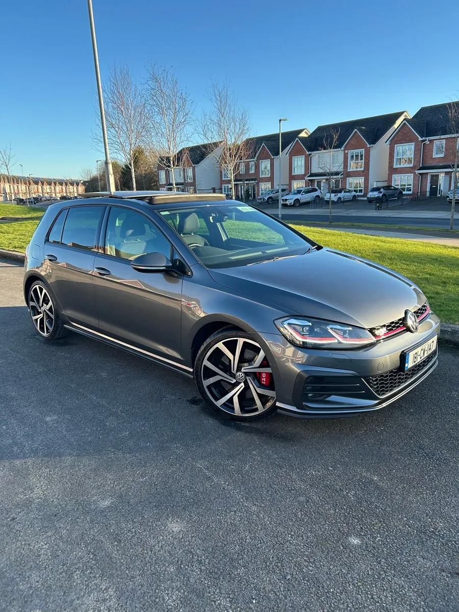 Volkswagen Golf GTI MASSIVE SPEC 245HP DSG - Image 1