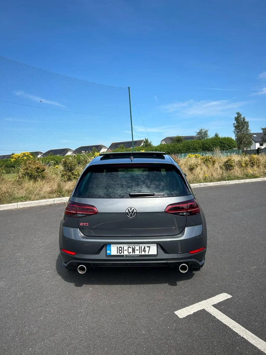 Volkswagen Golf GTI MASSIVE SPEC 245HP DSG - Image 3