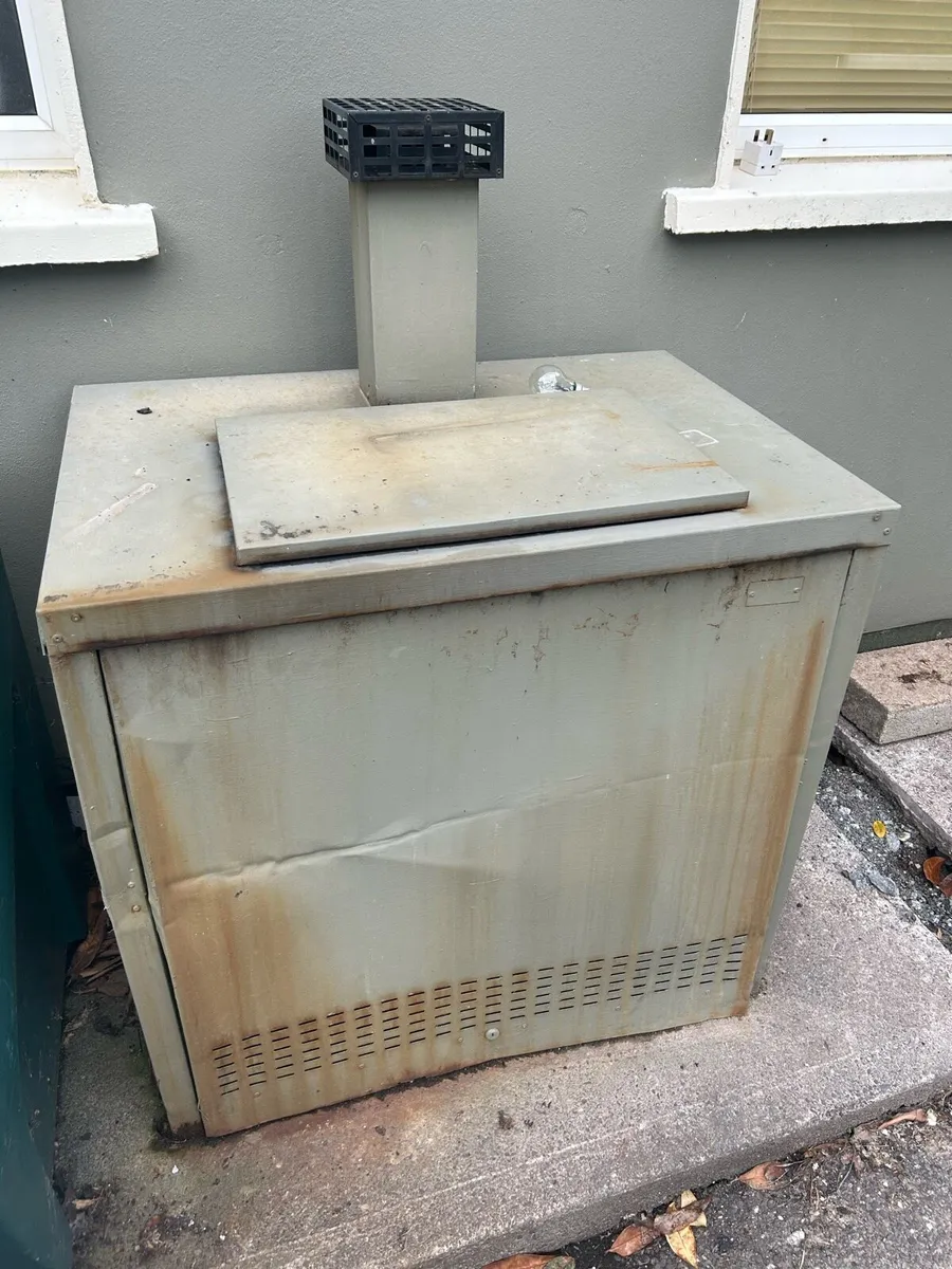 Heating boiler - Image 1