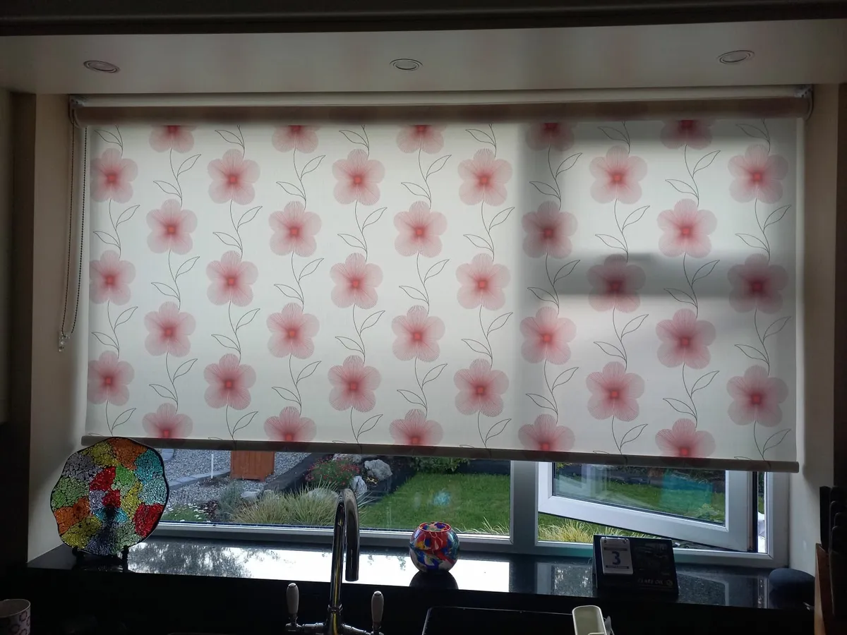 Roller blind x 2