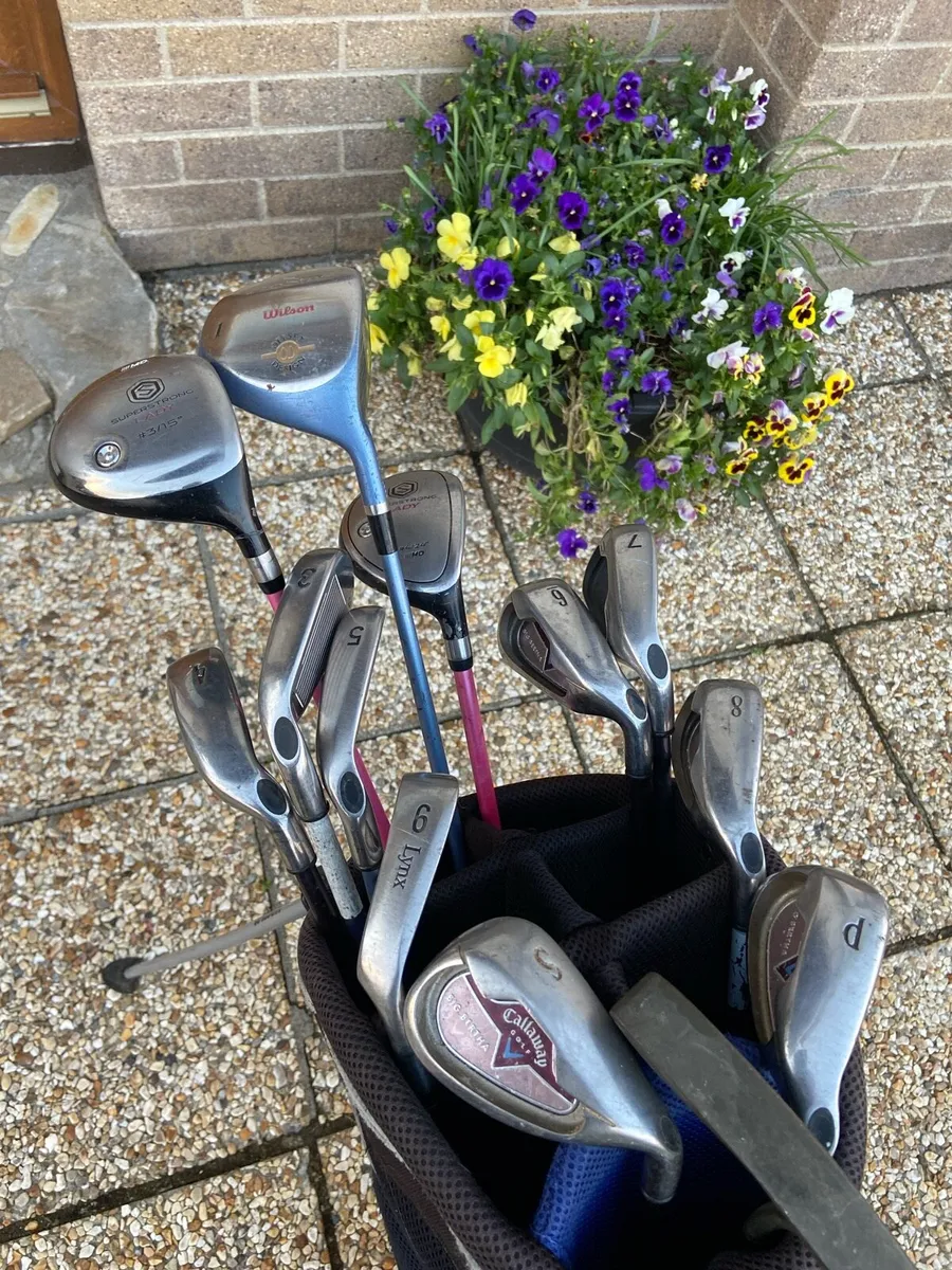 Lady’s.  Clubs.  &.  Bag - Image 3