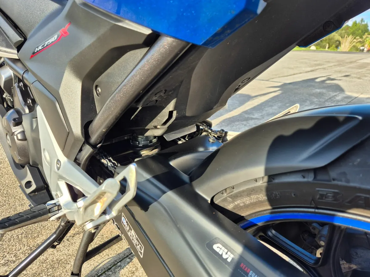 Honda nc750x  DCT - Image 3