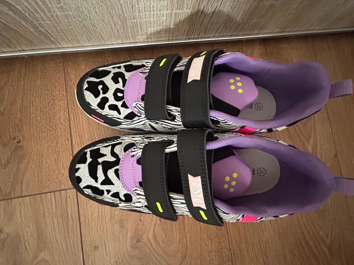 Promigi trainers size uk4 prp€65 nee - Image 1