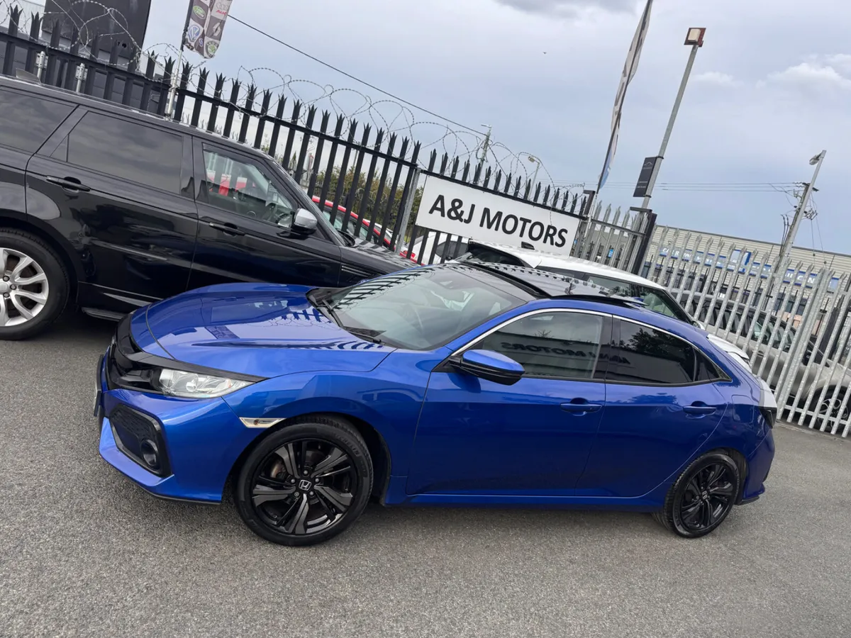 18 Honda Civic 1.0 Auto Glass Roof - Image 2