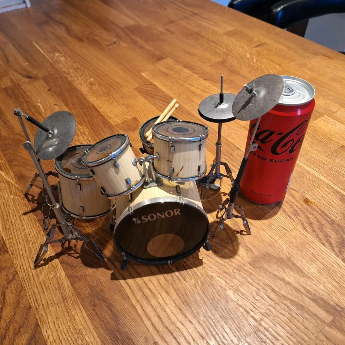 Miniature drum kit