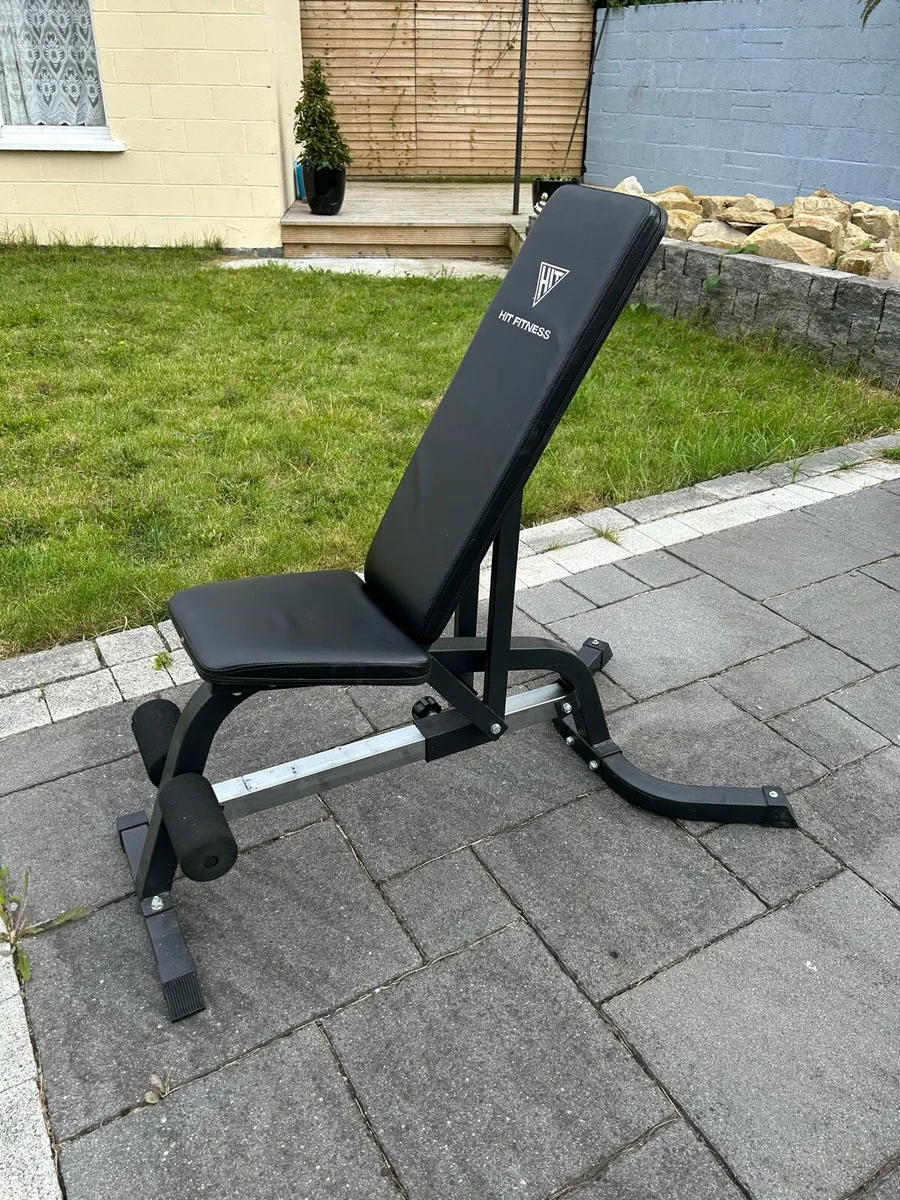 Weight lifting bench - Image 1