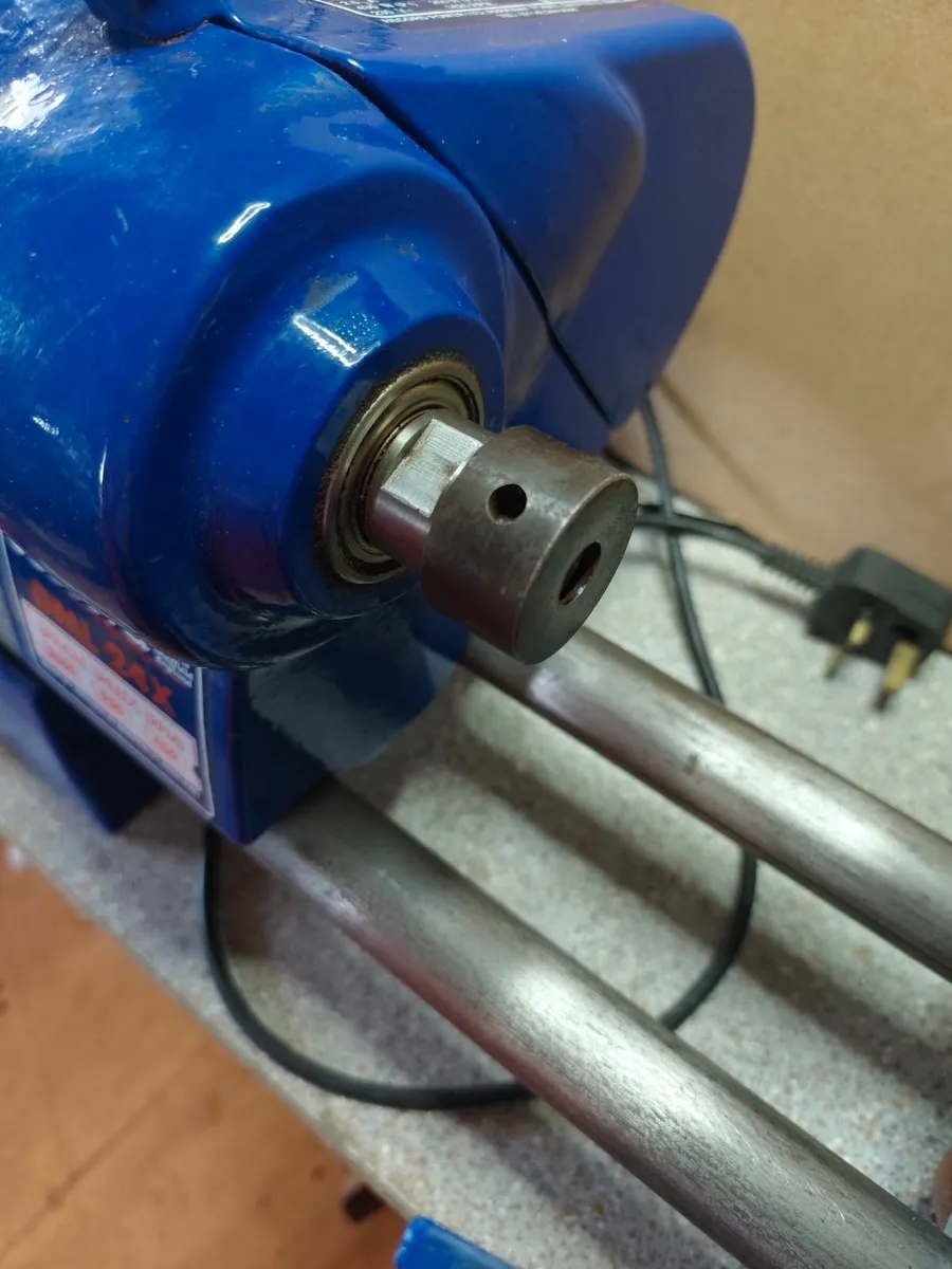 Wood turning lathe - Image 2