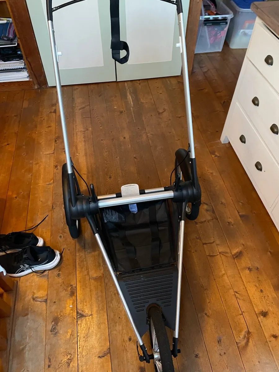 Jogging base for buggy - Image 1