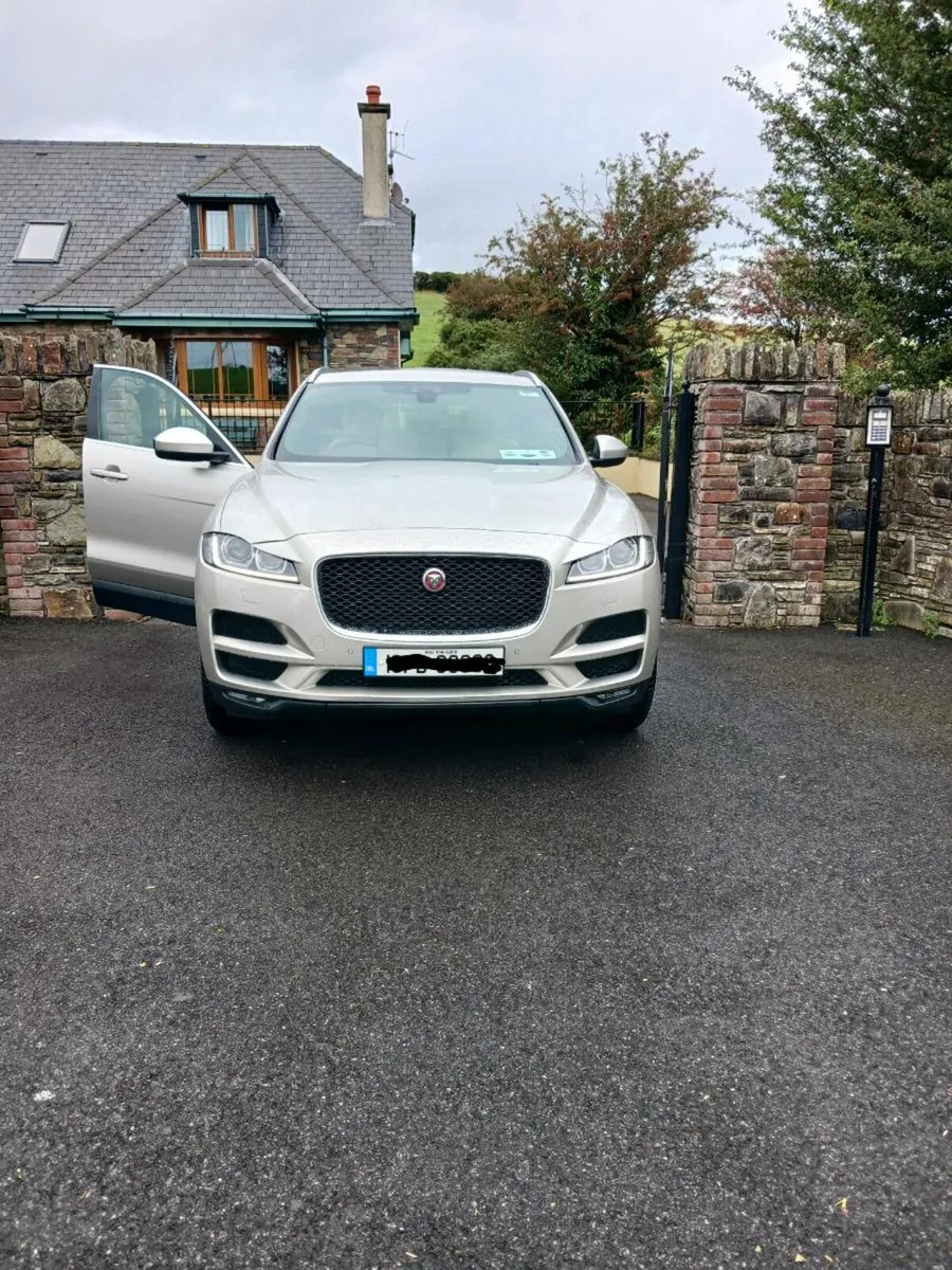 Car - Image 1