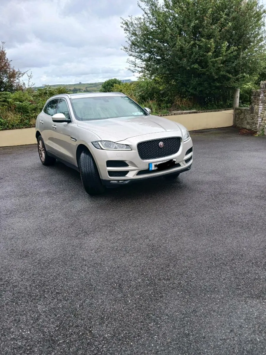 Car - Image 3