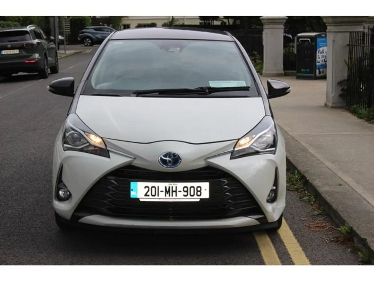 Toyota Yaris HY Hybrid Y20 4DR Auto - Image 3