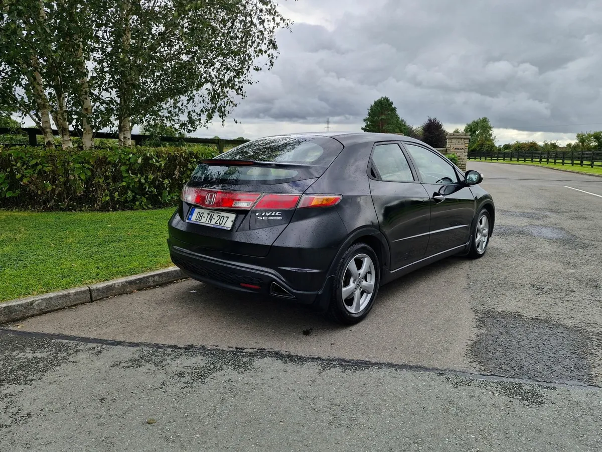 Honda Civic (NCT TESTED AND TAXED)!!! - Image 3