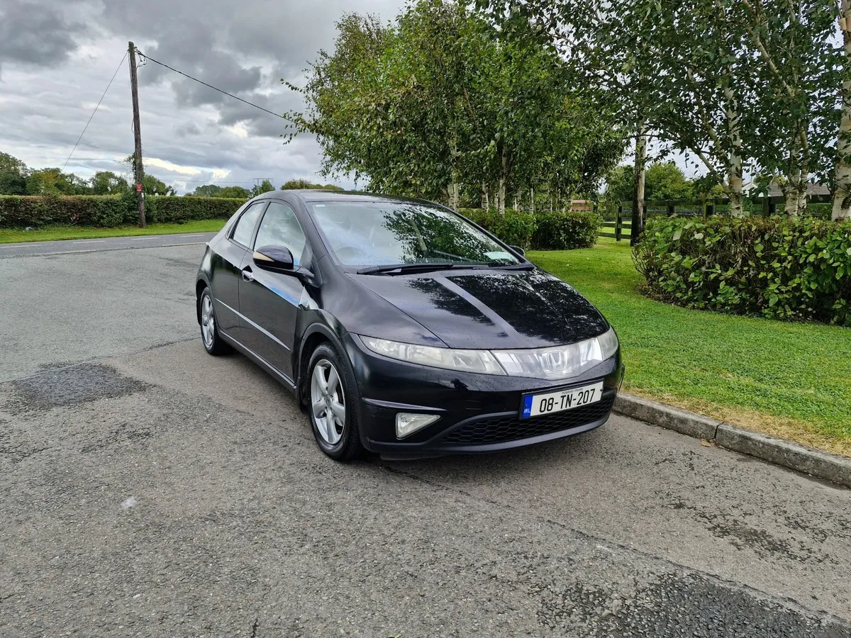 Honda Civic (NCT TESTED AND TAXED)!!! - Image 1