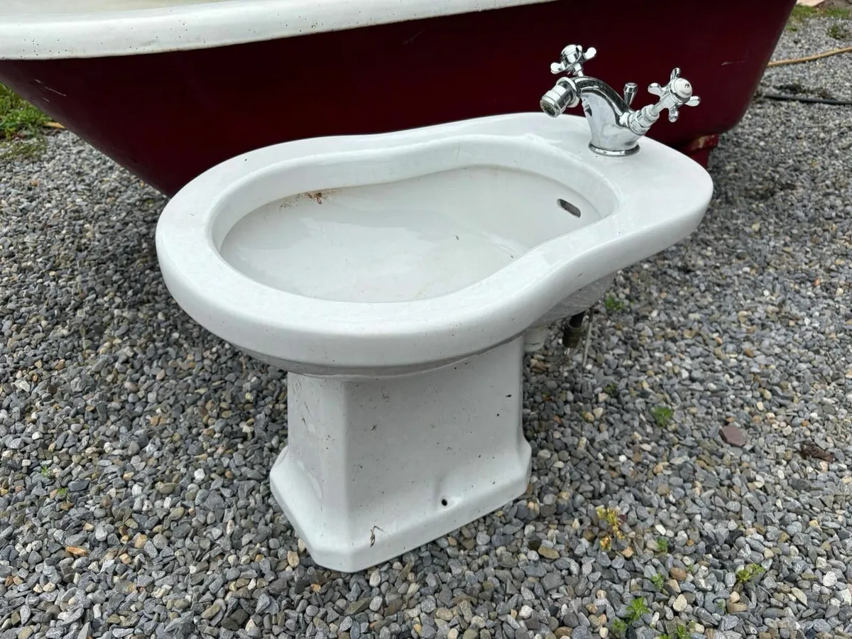 Cast Iron Bath - Image 2