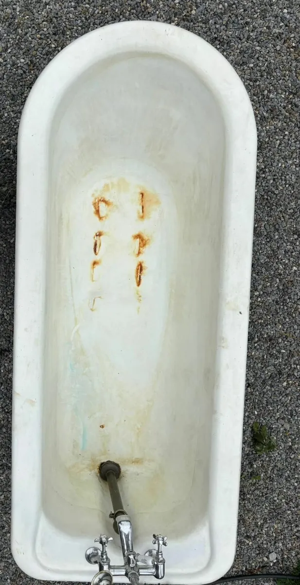 Cast Iron Bath - Image 4