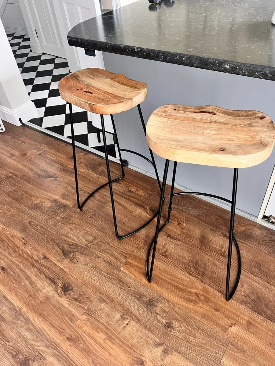 Kitchen counter stools - Image 1
